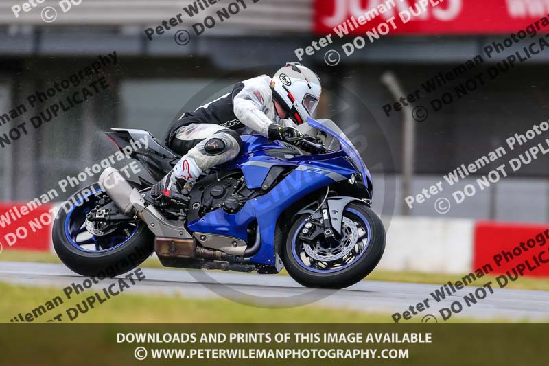 PJM Photography;donington no limits trackday;donington park photographs;donington trackday photographs;no limits trackdays;peter wileman photography;trackday digital images;trackday photos